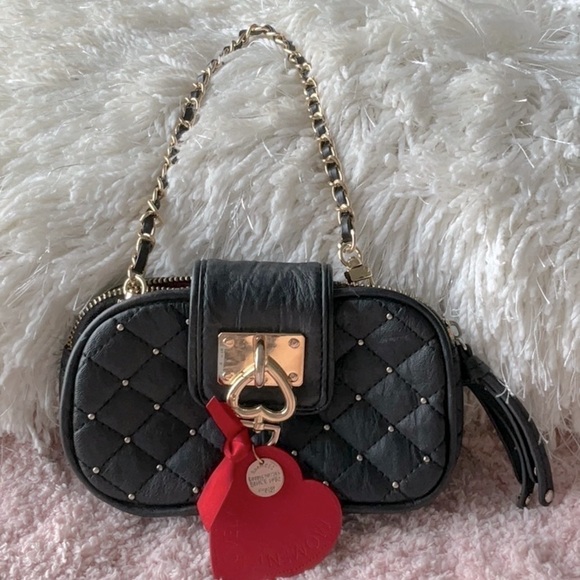 BEBE  BLACK ARM BAG WITH GOLD & LEATHER REMOVABLE STRAP & RED HEART PURSE DECORE - Picture 2 of 8